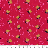 
              Bees and Hearts Fabric to sew - QuiltGirls®
            